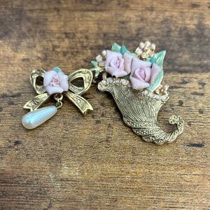 1928 Gold Brooch Set with Pink and Green Accents